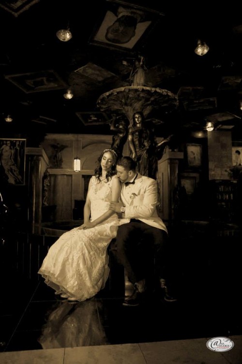 Lauren & Chris Artisan Wedding